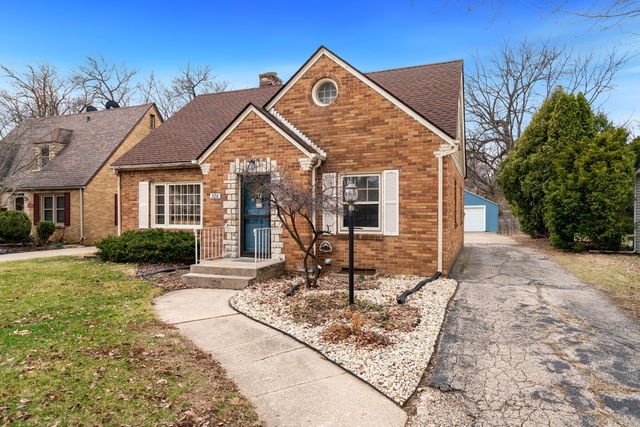 320 Vale Avenue, Rockford, IL 61107