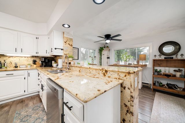 320 Vale Avenue, Rockford, IL 61107