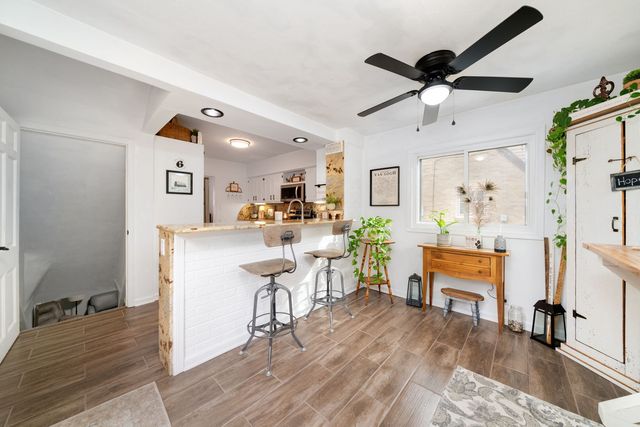 320 Vale Avenue, Rockford, IL 61107