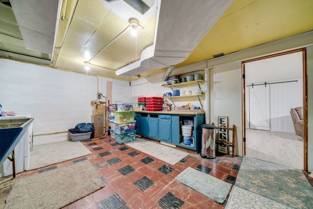 320 Vale Avenue, Rockford, IL 61107