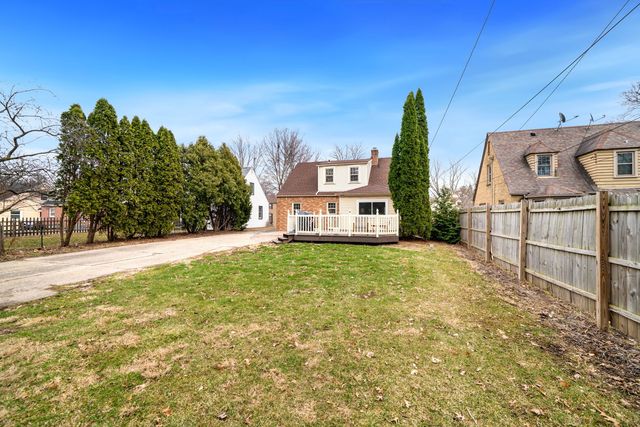 320 Vale Avenue, Rockford, IL 61107