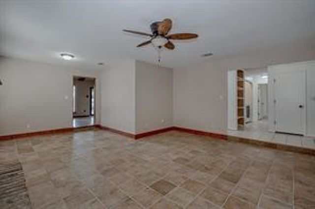 1008 Hazelwood Drive, Mansfield, TX 76063