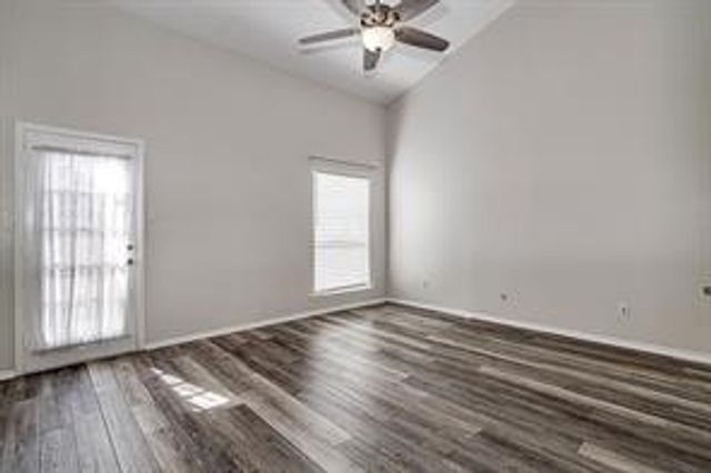 1008 Hazelwood Drive, Mansfield, TX 76063
