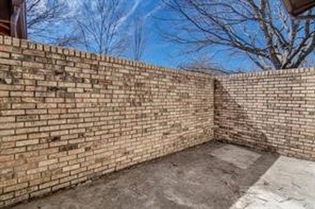 1008 Hazelwood Drive, Mansfield, TX 76063