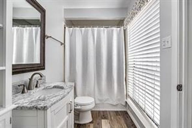 1008 Hazelwood Drive, Mansfield, TX 76063
