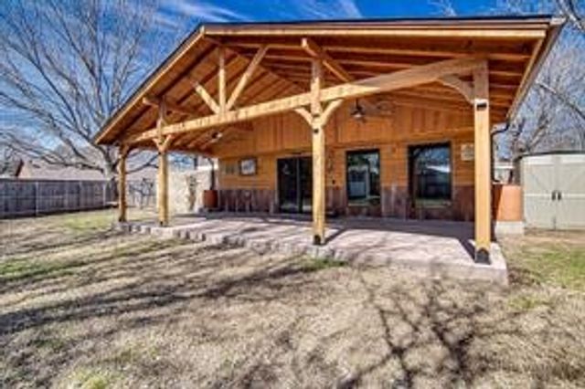 1008 Hazelwood Drive, Mansfield, TX 76063