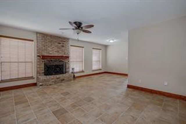 1008 Hazelwood Drive, Mansfield, TX 76063