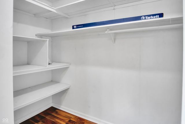 2433 17th Street, Columbus, IN 47201