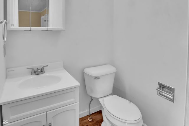 2433 17th Street, Columbus, IN 47201