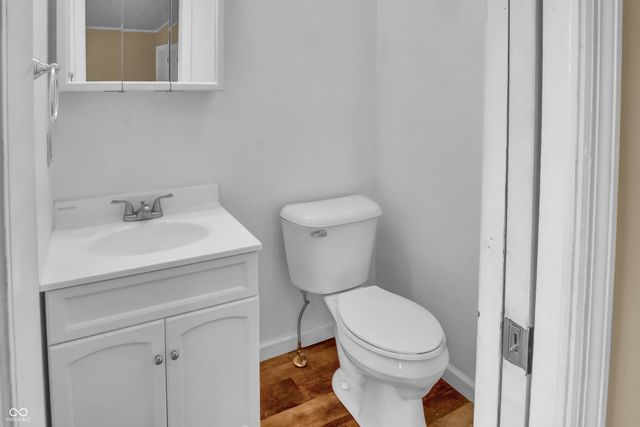 2433 17th Street, Columbus, IN 47201