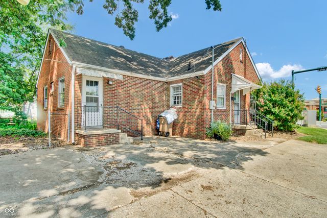 2433 17th Street, Columbus, IN 47201