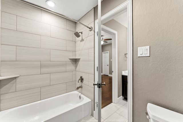 14 Ramey Heights Court, The Woodlands, TX 77381