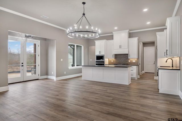 323 Mac Circle, Bullard, TX 75757