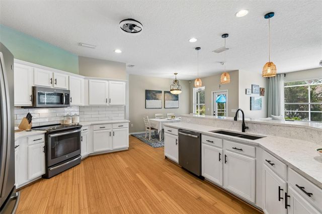 10901 WILDCAT DRIVE, Riverview, FL 33579