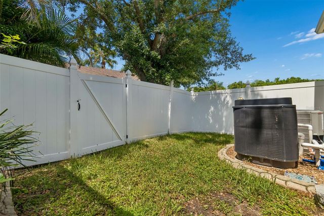 10901 WILDCAT DRIVE, Riverview, FL 33579