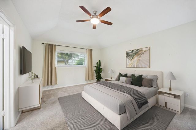 10638 Bob White Drive, Houston, TX 77096