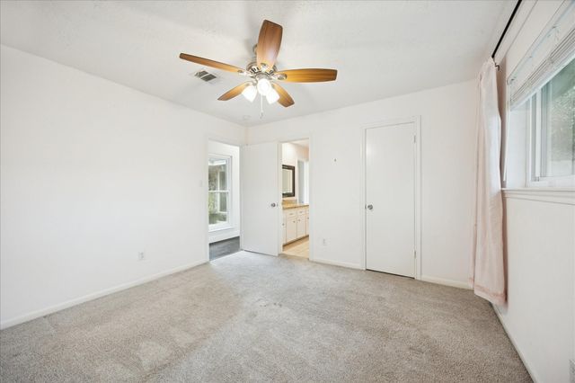 10638 Bob White Drive, Houston, TX 77096