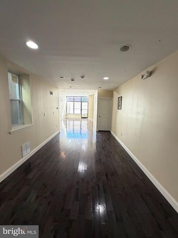 1213 SNYDER AVE, Philadelphia, PA 19148