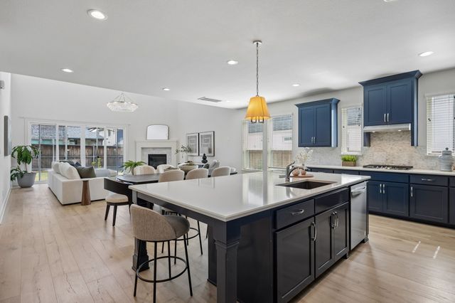 13220 Thedford Drive, Frisco, TX 75035
