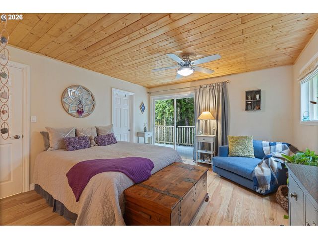 9600 Se TOWER Dr, Damascus, OR 97089