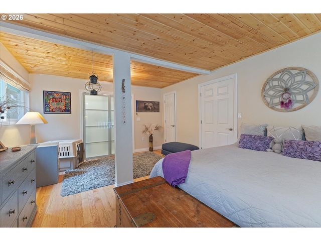 9600 Se TOWER Dr, Damascus, OR 97089