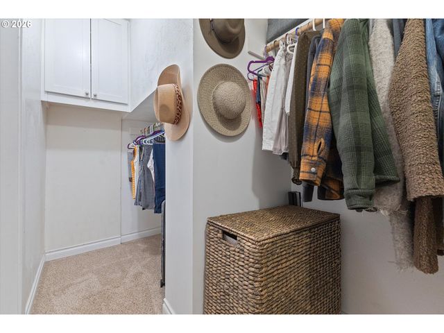 9600 Se TOWER Dr, Damascus, OR 97089