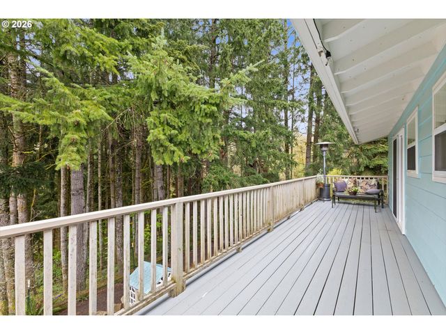 9600 Se TOWER Dr, Damascus, OR 97089