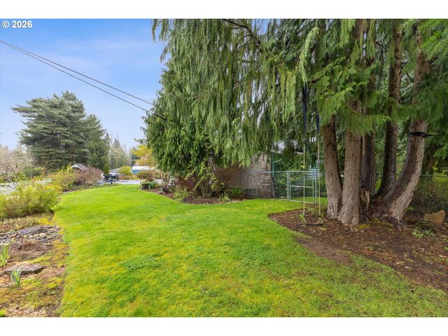 9600 Se TOWER Dr, Damascus, OR 97089