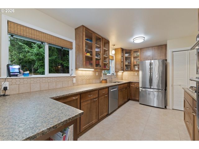 9600 Se TOWER Dr, Damascus, OR 97089