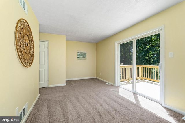 169 E VILLAGE RD, Elkton, MD 21921