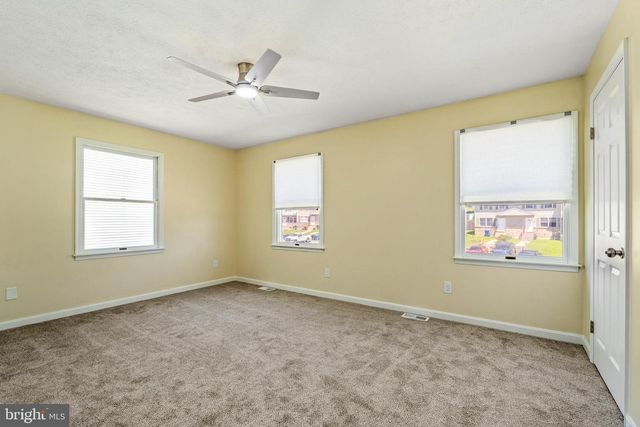 169 E VILLAGE RD, Elkton, MD 21921