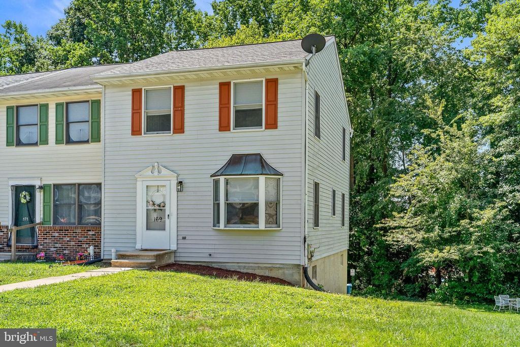 169 E VILLAGE RD, Elkton, MD 21921