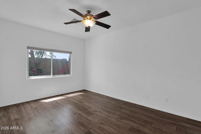 5820 S 26TH Place, Phoenix, AZ 85040