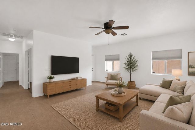 5820 S 26TH Place, Phoenix, AZ 85040