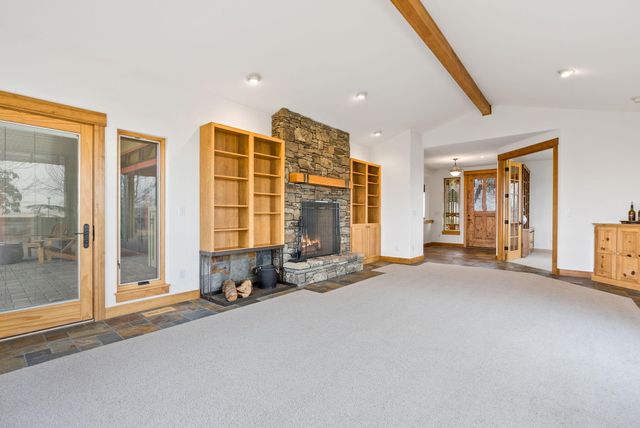 66255 White Rock Loop, Bend, OR 97703