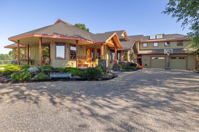 66255 White Rock Loop, Bend, OR 97703