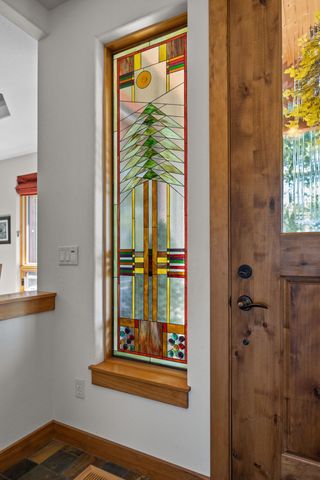 66255 White Rock Loop, Bend, OR 97703