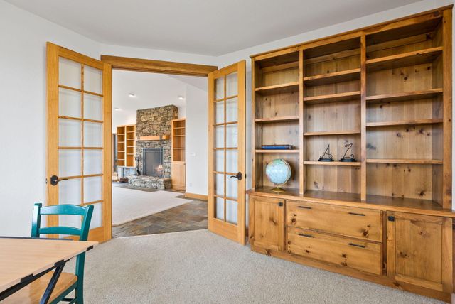 66255 White Rock Loop, Bend, OR 97703