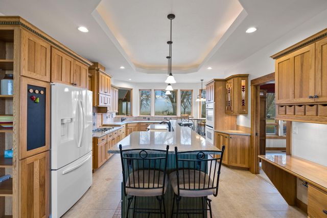 66255 White Rock Loop, Bend, OR 97703