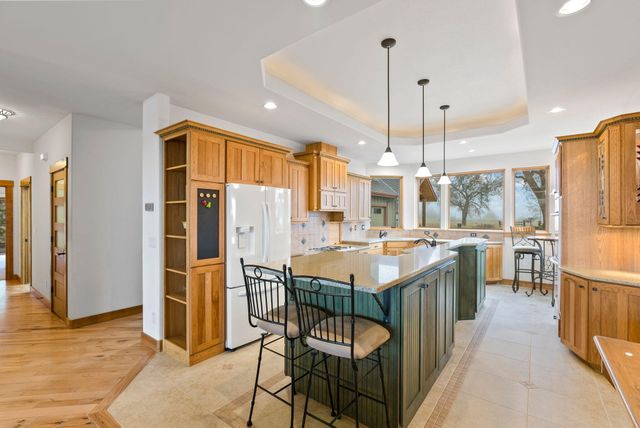 66255 White Rock Loop, Bend, OR 97703