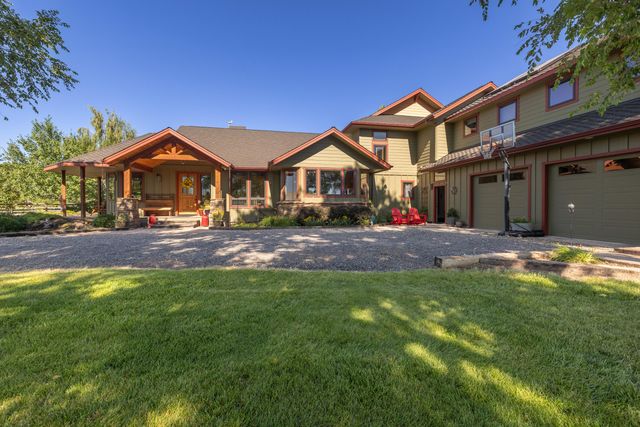 66255 White Rock Loop, Bend, OR 97703