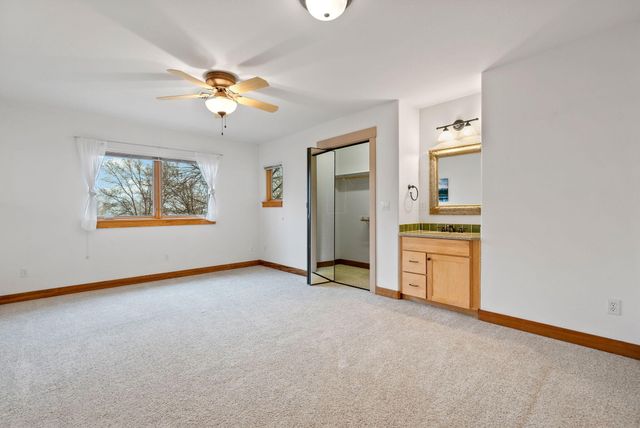 66255 White Rock Loop, Bend, OR 97703