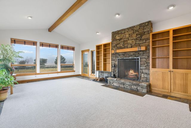 66255 White Rock Loop, Bend, OR 97703