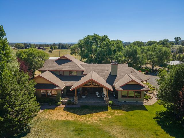 66255 White Rock Loop, Bend, OR 97703