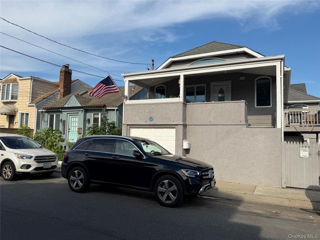 60 Trenton Avenue, Long Beach, NY 11561