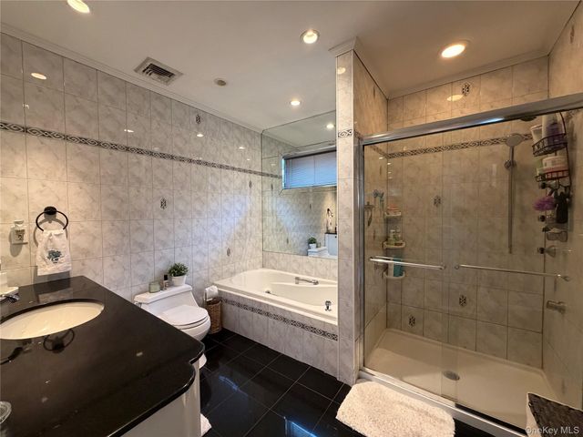 60 Trenton Avenue, Long Beach, NY 11561