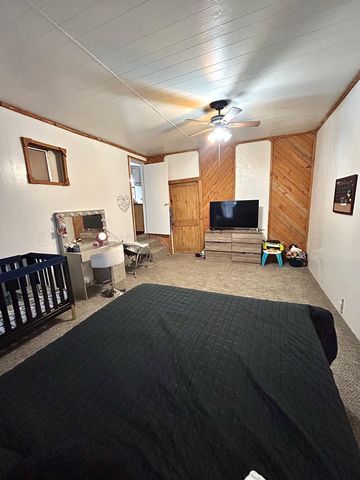 101 Gaines Street, Claude, TX 79019