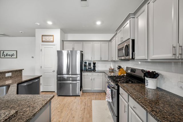 9958 Winged Elm Street, Ladson, SC 29456