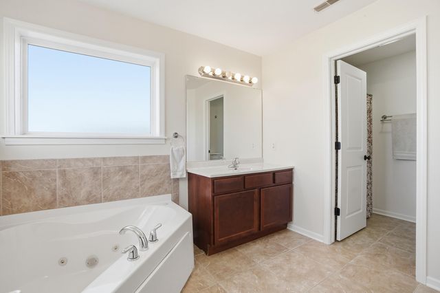 17112 Paul Revere Pkwy, Lowell, IN 46356