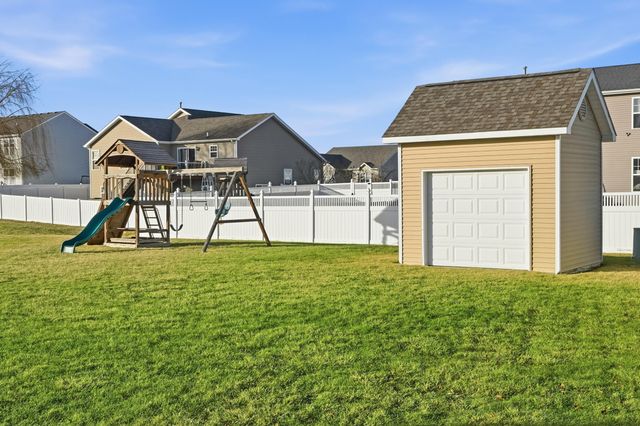 17112 Paul Revere Pkwy, Lowell, IN 46356